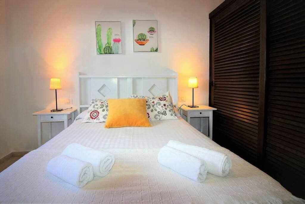Casa Alejandra Con Terraza Y Barbacoa Villa Ел Голфо Екстериор снимка