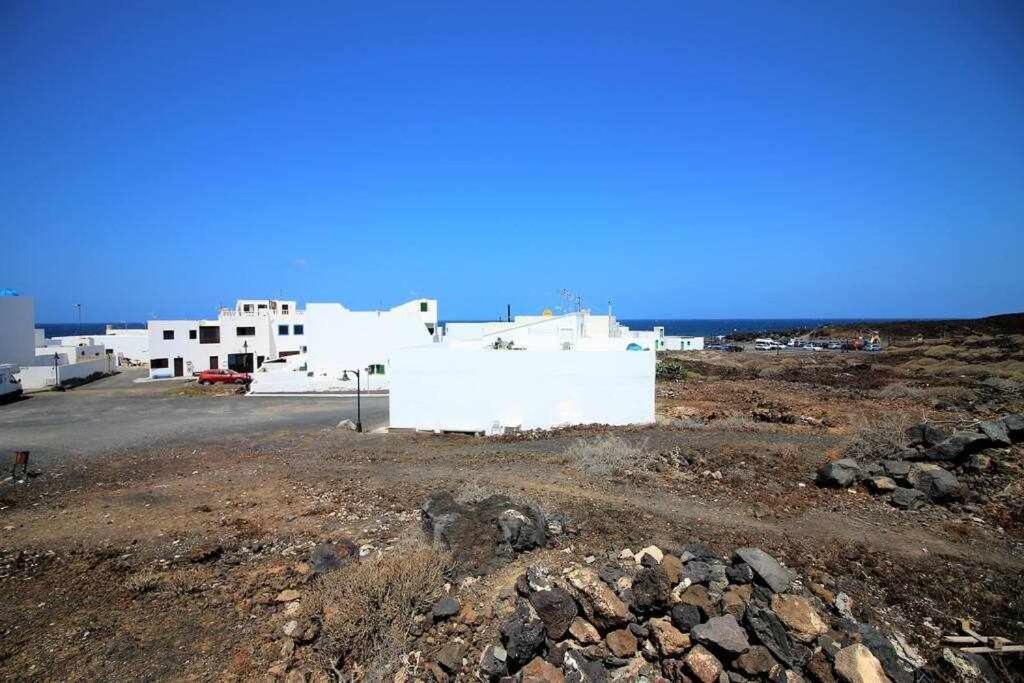 Casa Alejandra Con Terraza Y Barbacoa Villa Ел Голфо Екстериор снимка